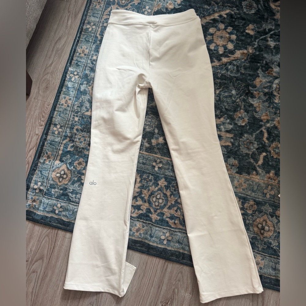 ALO Yoga High Waist Airbrush Flare Leggings with slit